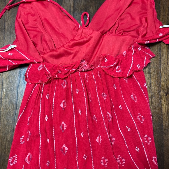 Salty Lemon Mini Red Dress - Size Large - Excellent Condition - Picture 4 of 6